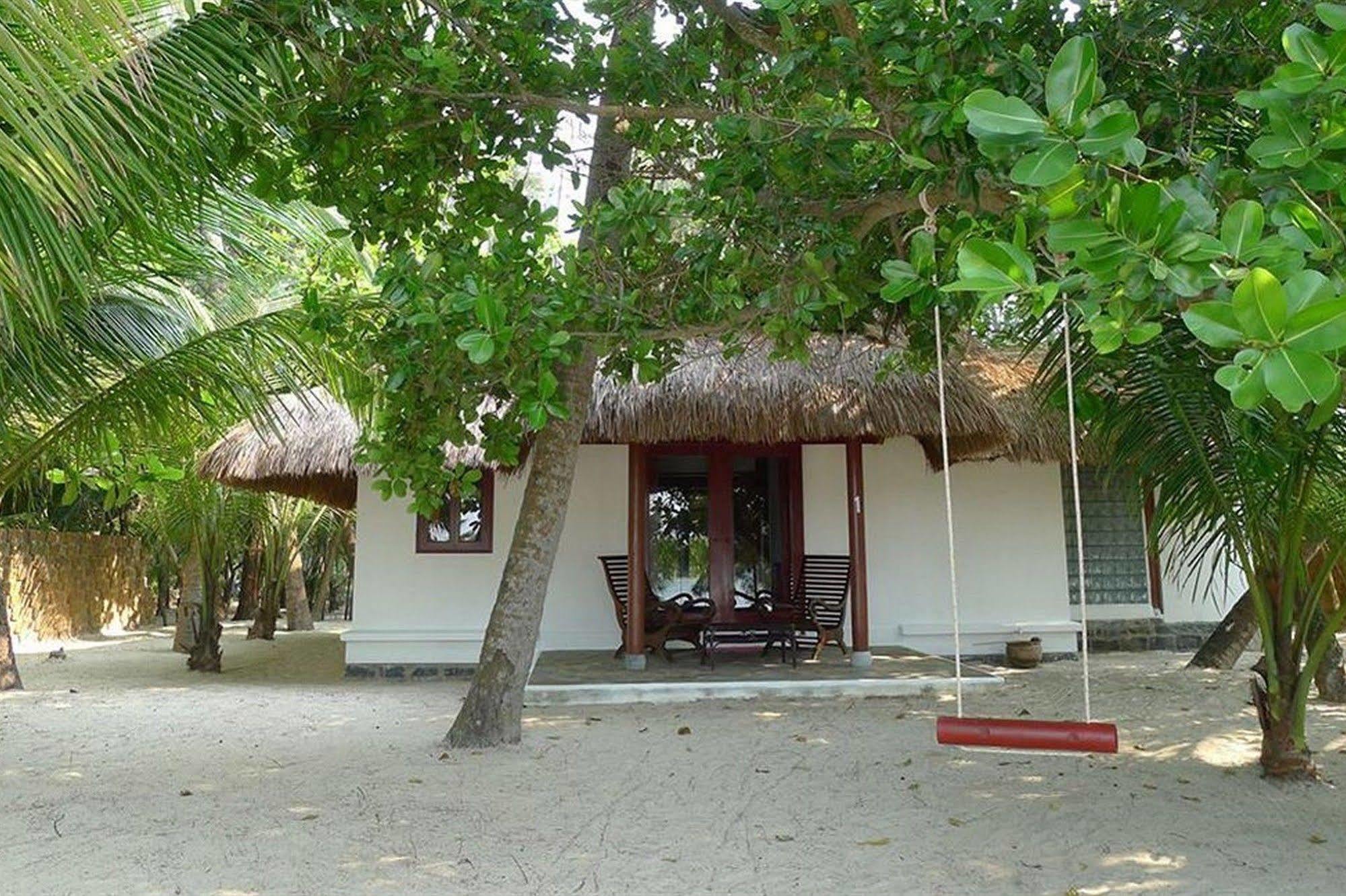 Le Domaine De Tam Hai Resort An Hoa Bagian luar foto